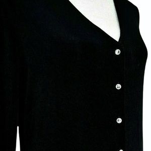 Travelers™ long sleeve knit V-Neck Jacket with Crystal Button 🧳